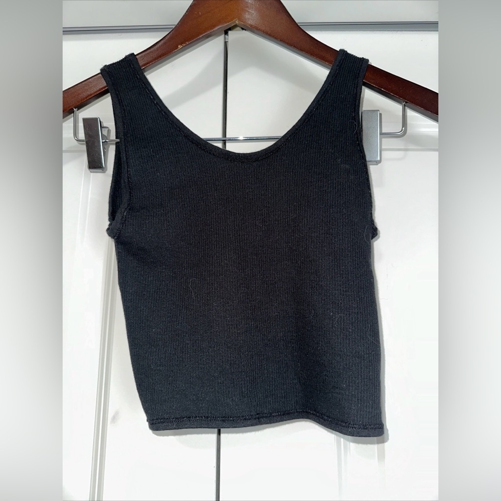 Out From under by Urban Outfitters Lightweight Cross Back Cropped Tank Top XS